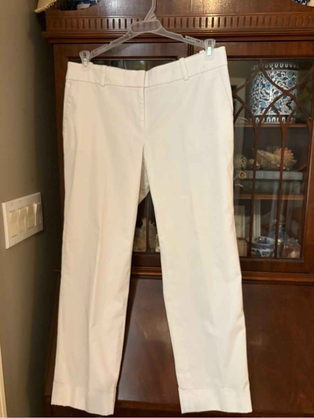Ann Taylor Lined Straight Leg Dress Pants in Cream